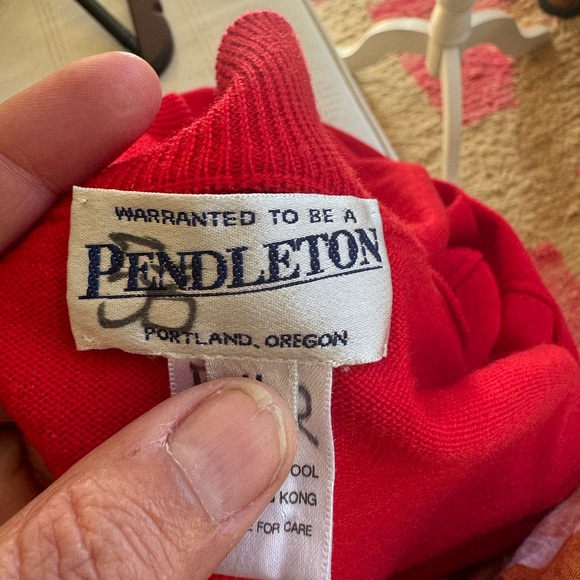 Pendleton red mock turtleneck - Picture 3 of 7